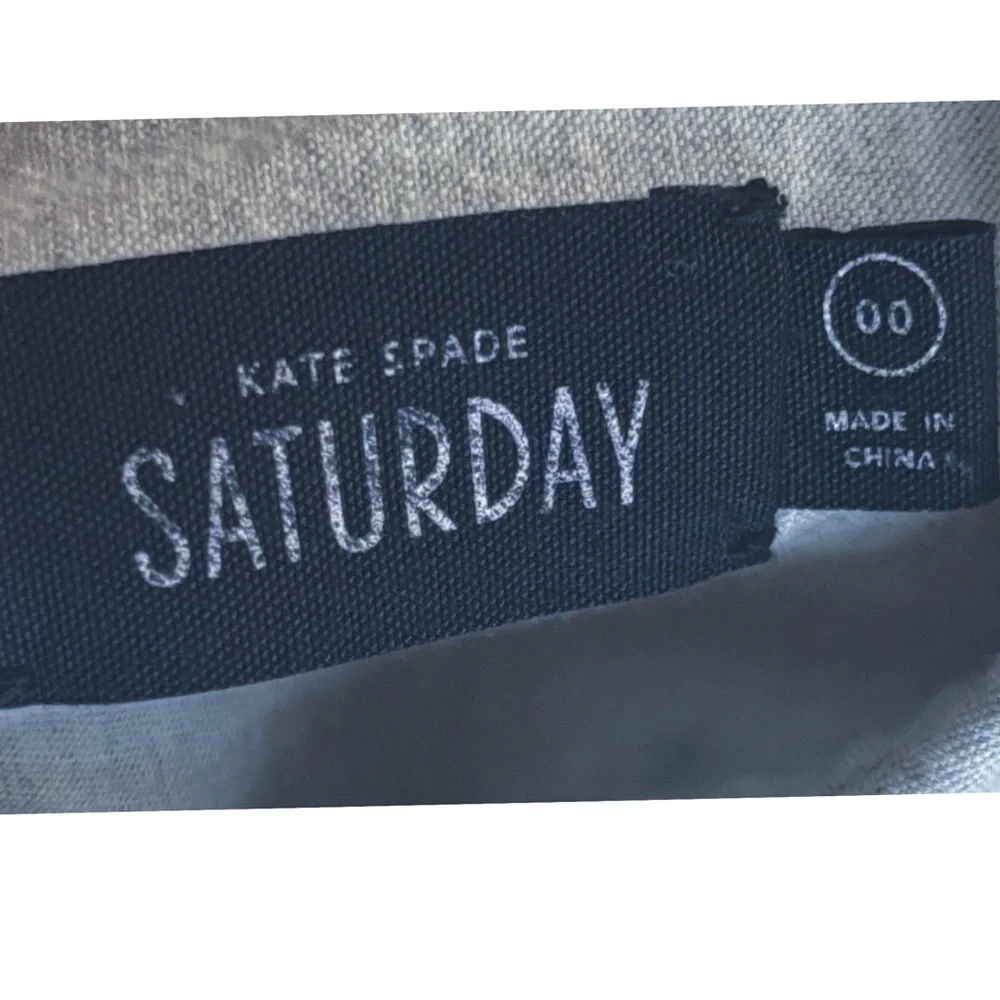 Saturday Kate Spade Light Gray Shirt with Peach Pocket Sz 00 XS S Button Front